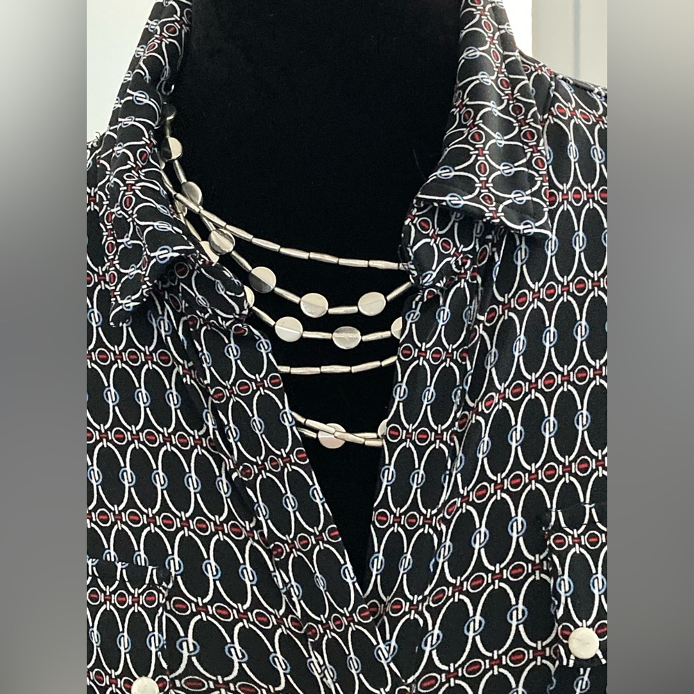 Large Top Work Top Church Blouse Jones New York Red White Blue Top Size Large - Picture 8 of 8